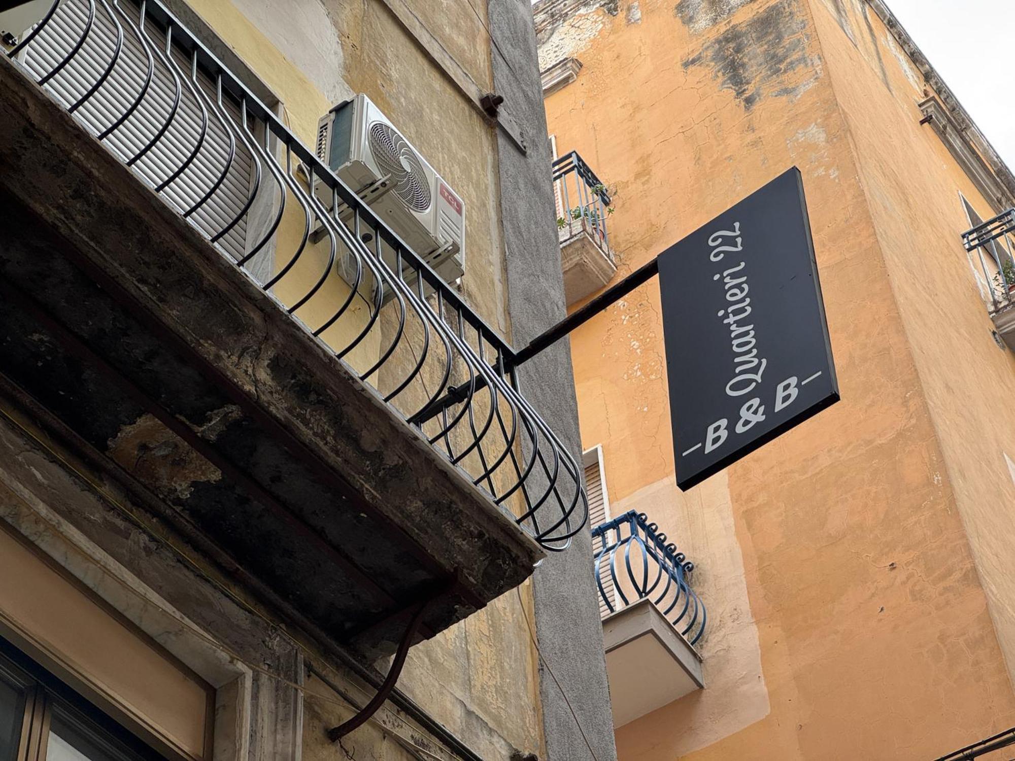 Quartieri22 Naples Extérieur photo